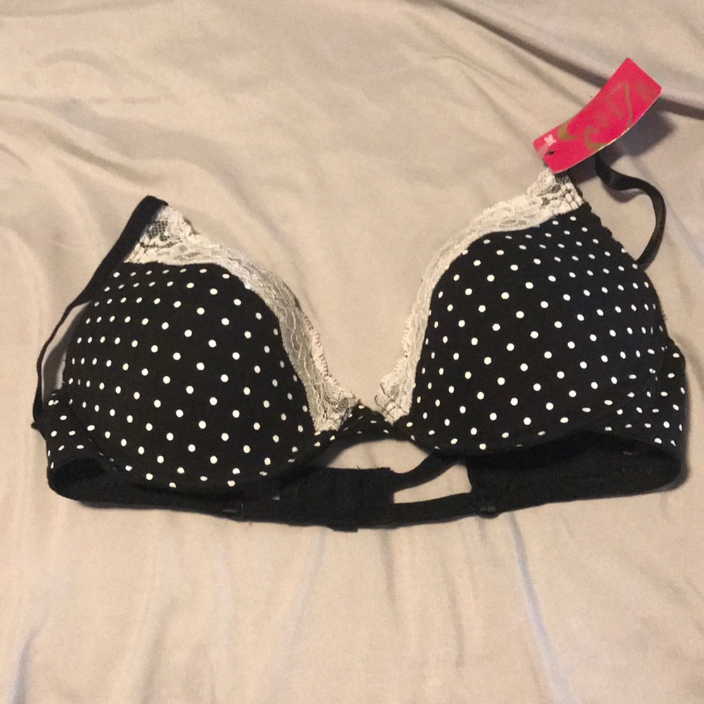 New with tags Candie’s bra